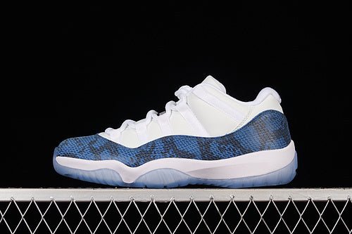 AIR JORDAN 11 RETRO LOW NAVY SNAKESKIN 2019 BLANC/NOIR