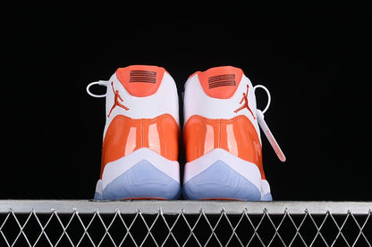 AIR JORDAN 11 RETRO BLANC/ORANGE