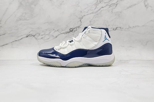 AIR JORDAN 11 RETRO WIN LIKE 82 BLANC/BLEU MARINE NOIRE-BLEU UNIVERSITÉ