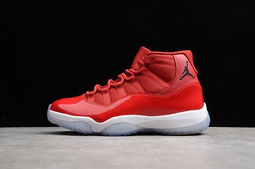 AIR JORDAN 11 RETRO WIN LIKE 96 ROUGE/NOIR-BLANC