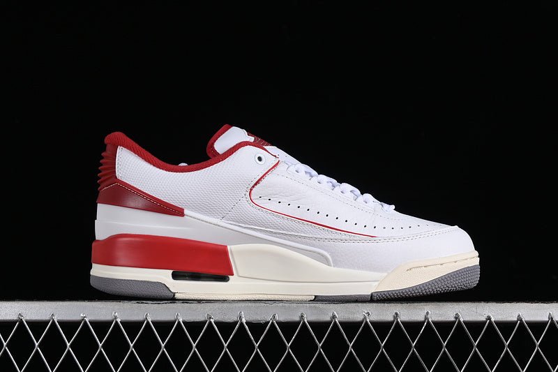 AIR JORDAN 2/3 RETRO BLANC/ROUGE UNIVERSITAIRE/VOILE/GRIS CIMENT