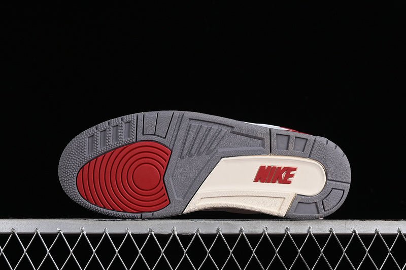 AIR JORDAN 2/3 RETRO BLANC/ROUGE UNIVERSITAIRE/VOILE/GRIS CIMENT