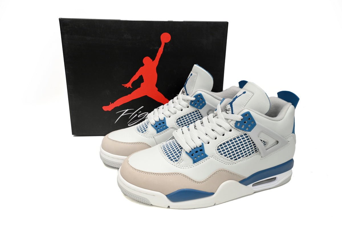 Air Jordan 4 « Bleu militaire »