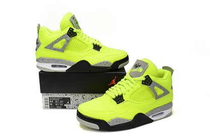 Air Jordan 4 Plush Jaune Fluorescent