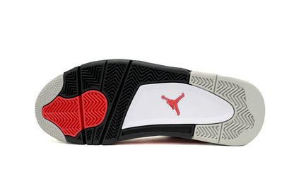 Air Jordan 4 « Red Cement »