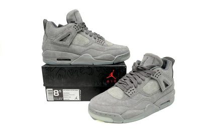 Air Jordan 4 Retro KAWS Gris