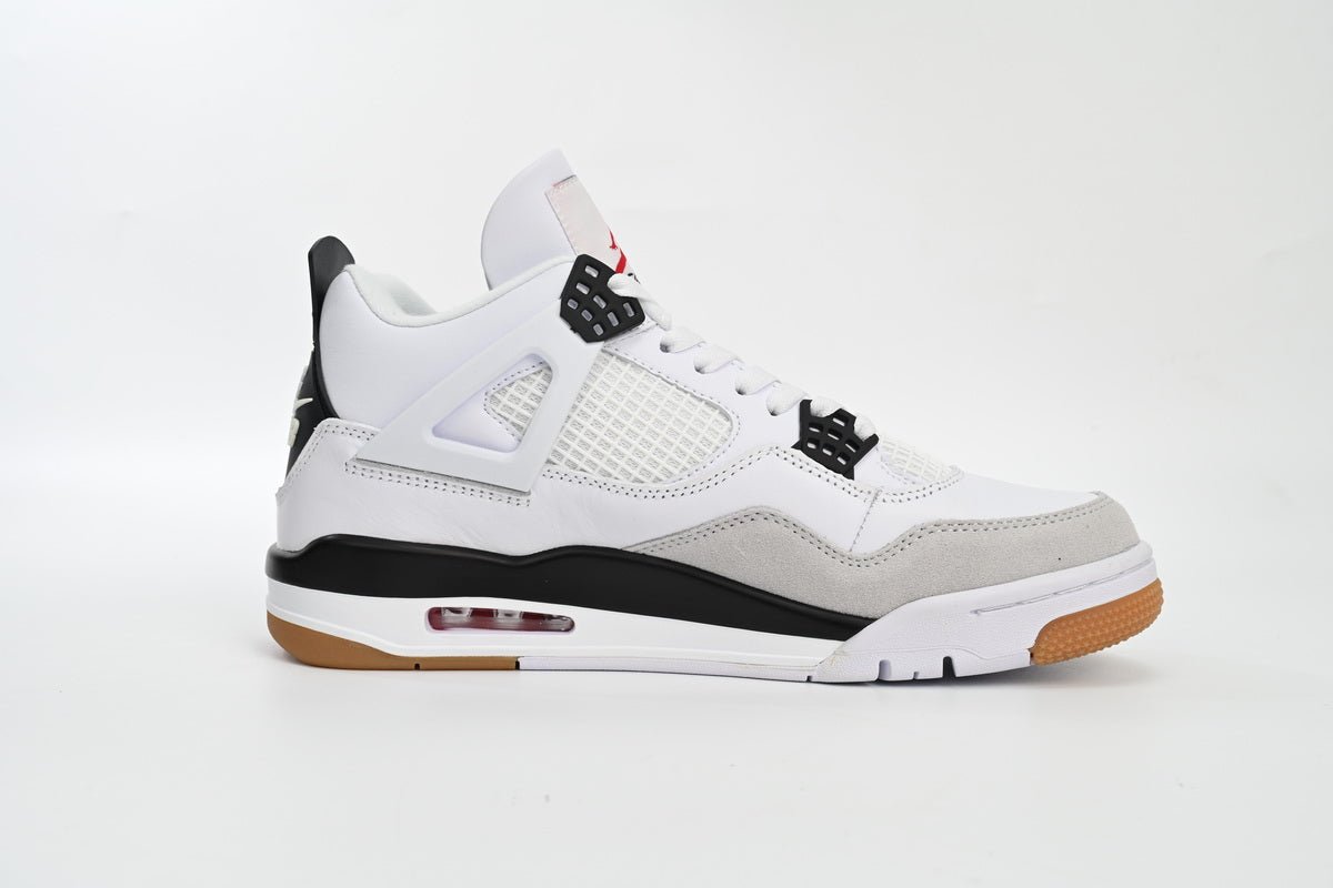 Air Jordan 4 Blanc Noir