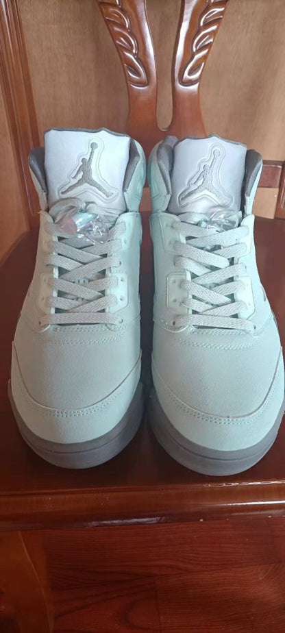 Air Jordan 5 « Blue Suede »