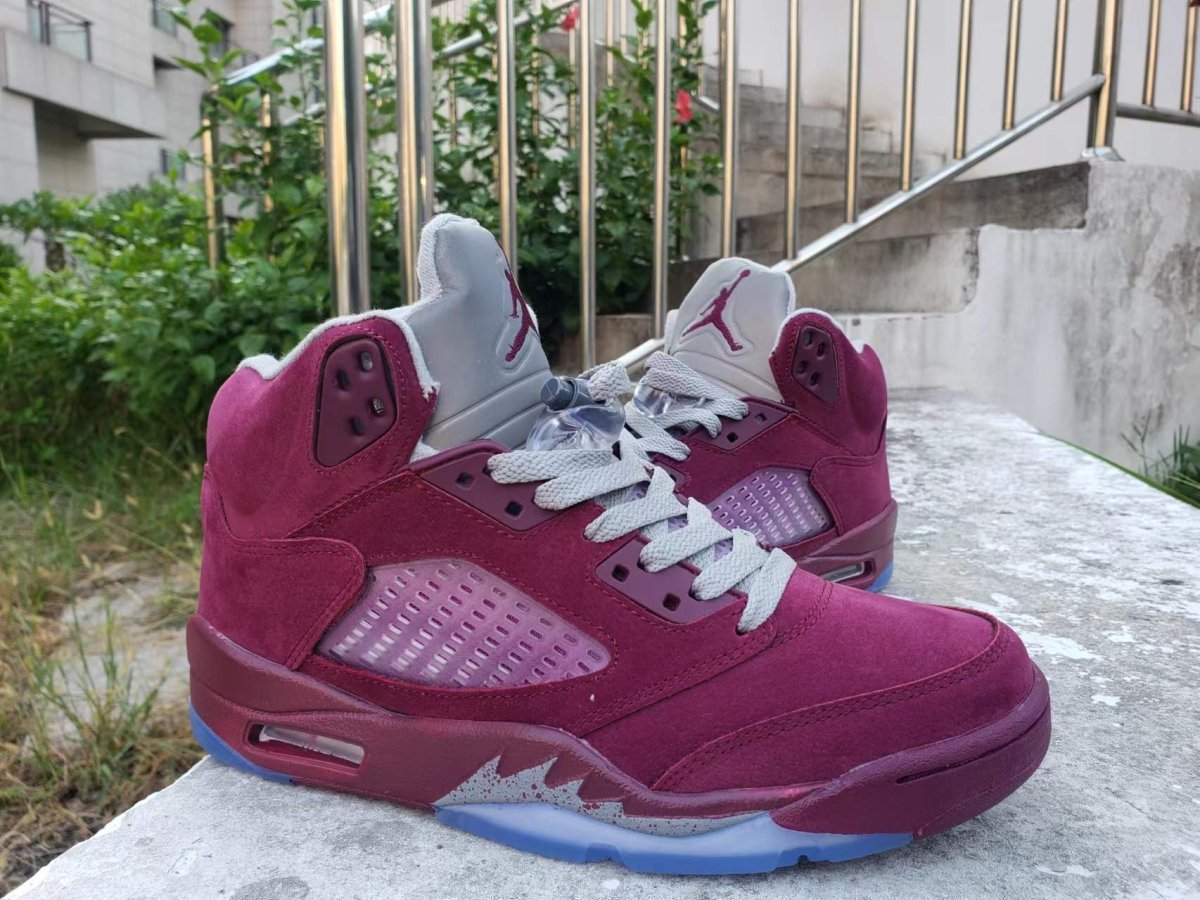 Air Jordan 5 « Bordeaux » 
