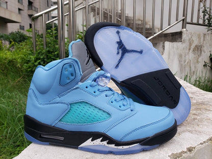 Air Jordan 5 « University Blue »