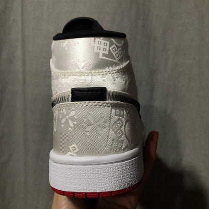 JORDAN 1 MID SE x FEARLESS EDISON CHEN CLOT 