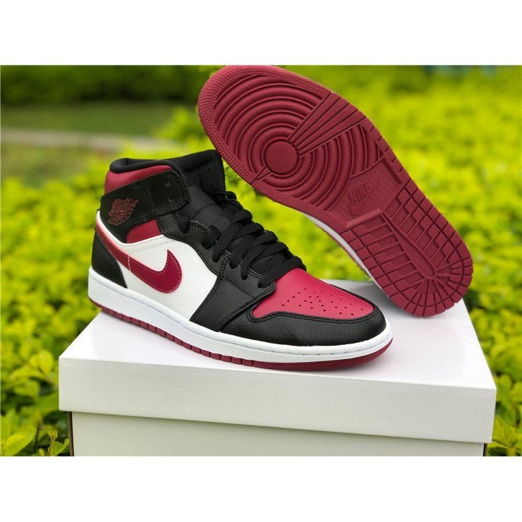 JORDAN 1 MID x BRED TOE 