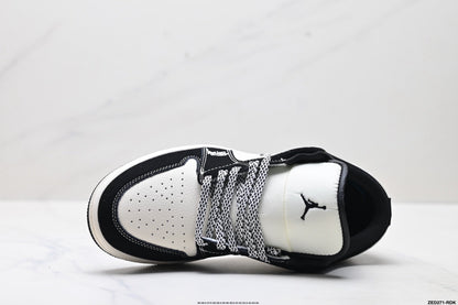 JORDAN 1 MID x EQUALITY 