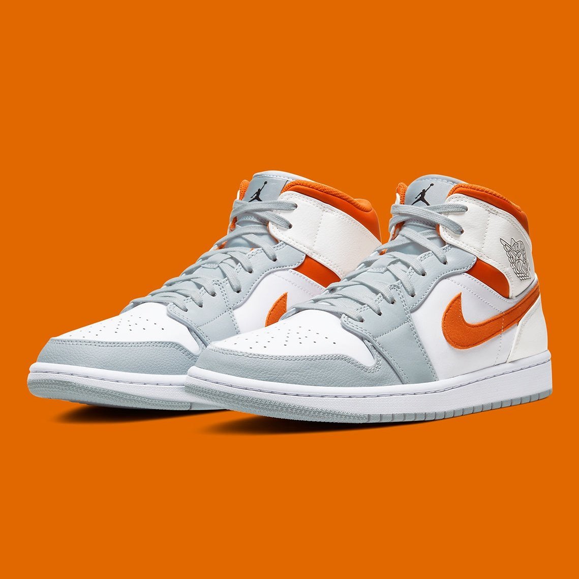 JORDAN 1 MID x STARFISH PURE PLATINUM 