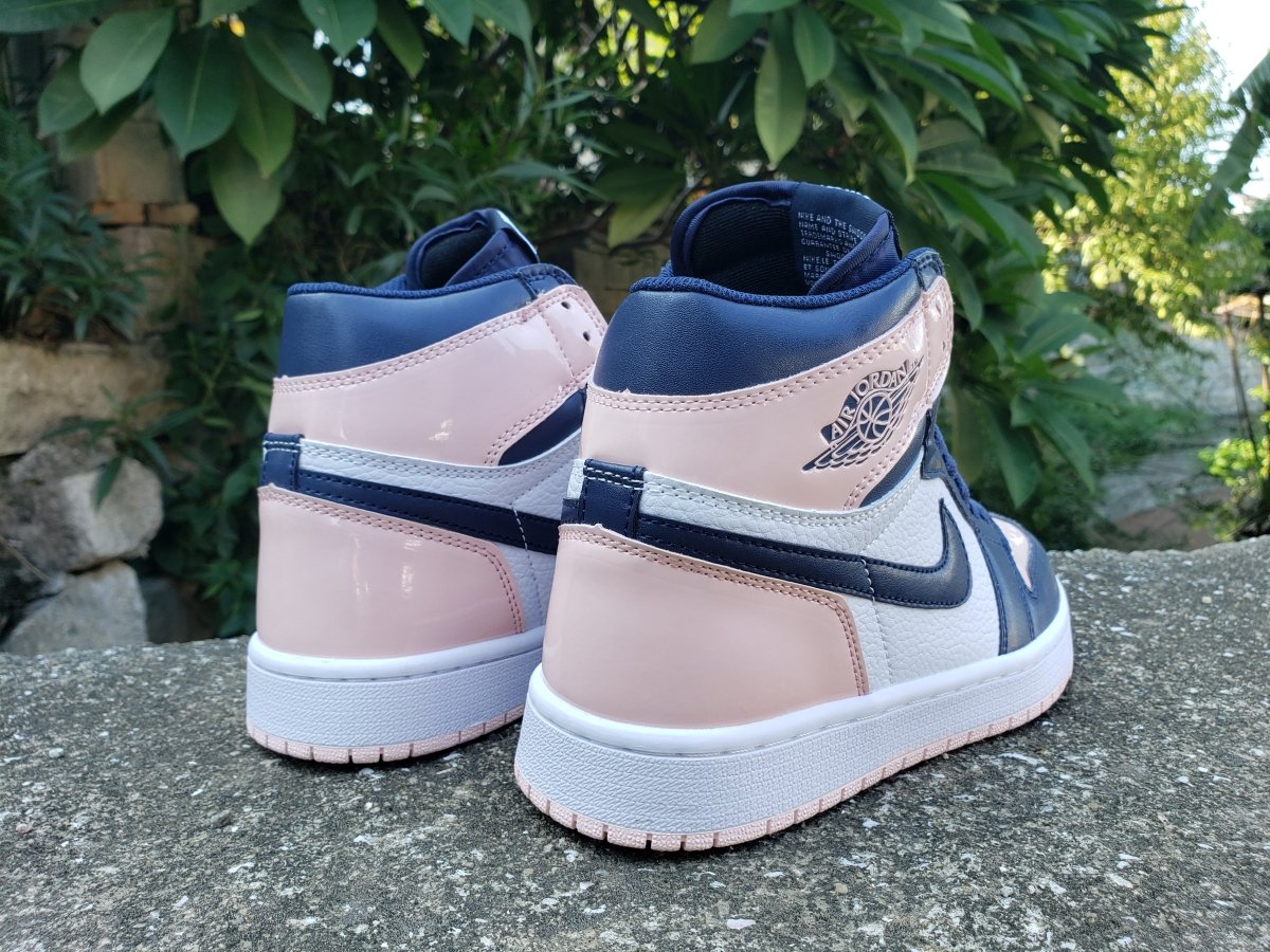 JORDAN 1 RETRO HIGH OG x ATMOSPHÈRE 