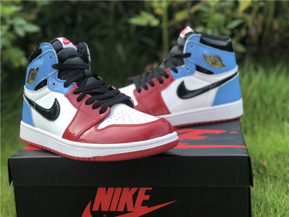 JORDAN 1 RETRO HIGH x FEARLESS UNC CHICAGO 