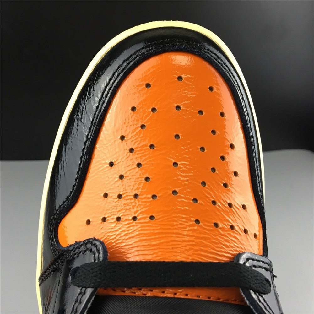 JORDAN 1 RETRO HIGH x SHATTERED BACKBOARD 3.0 