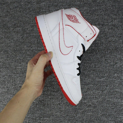 JORDAN 1 RETRO MID x BLANC ROUGE GYM NOIR 