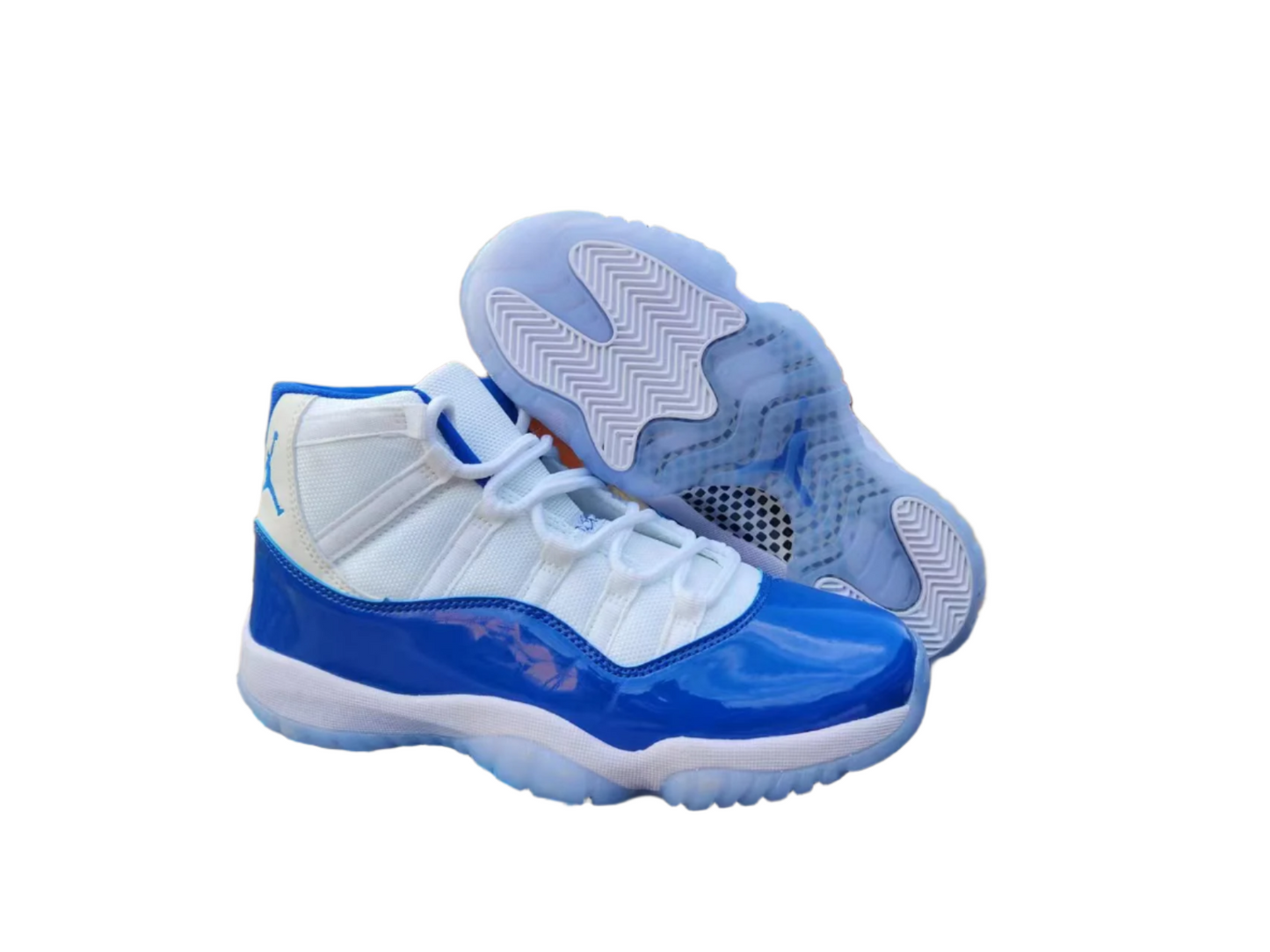 JORDAN 11 Bleu et Blanc