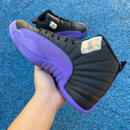 Jordan 12 Noir/Violet Terrain-Or Métallisé-Taxi