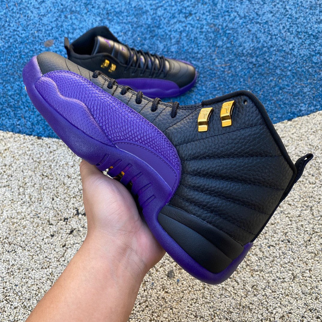 Jordan 12 Noir/Violet Terrain-Or Métallisé-Taxi