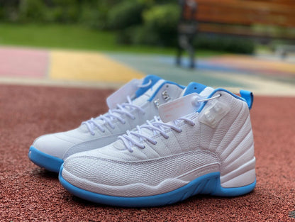 Jordan 12 Retro 'Blanc/Bleu universitaire'