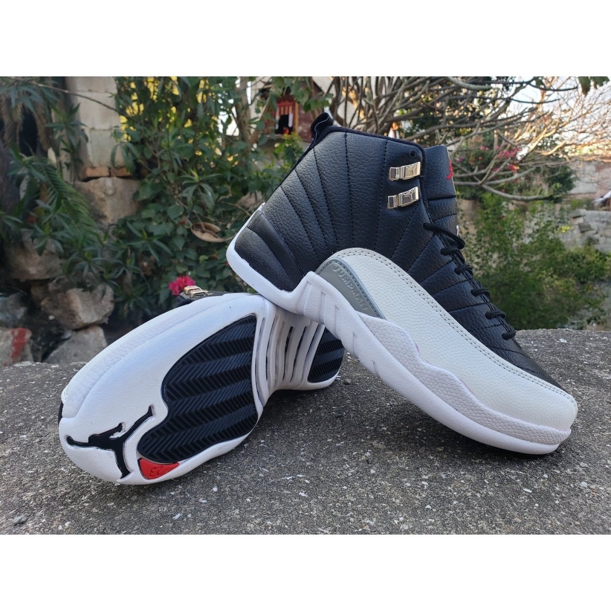JORDAN 12 RETRO x PLAYOFFS 