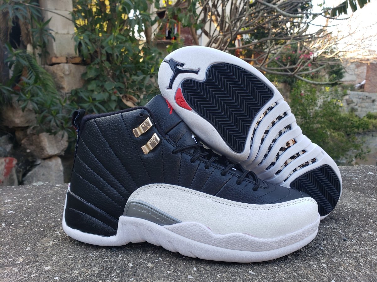 JORDAN 12 RETRO x PLAYOFFS 