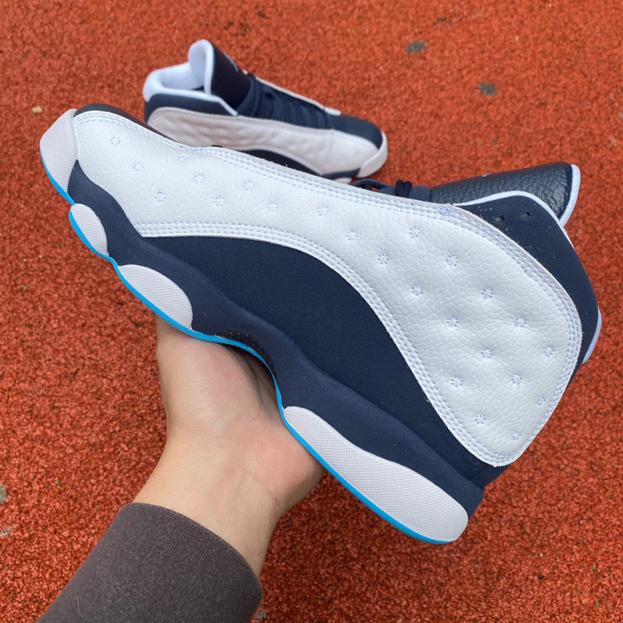 Jordan 13 Obsidienne