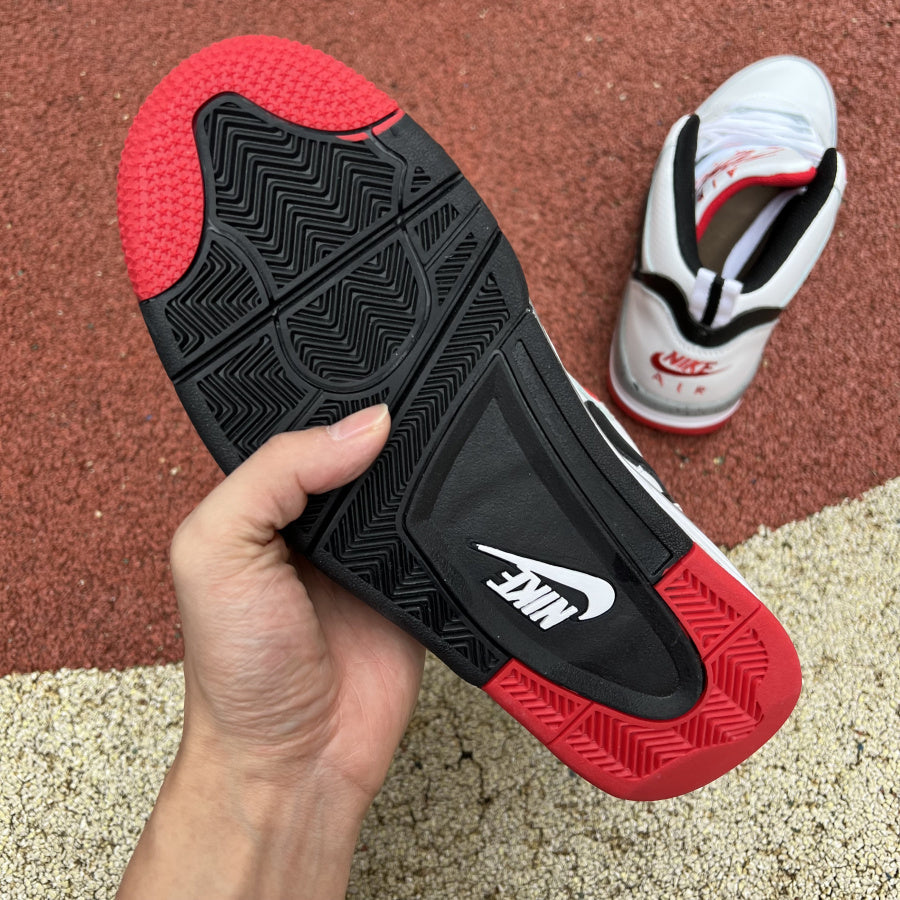 JORDAN 13 « Blanc/Gris/Rouge »