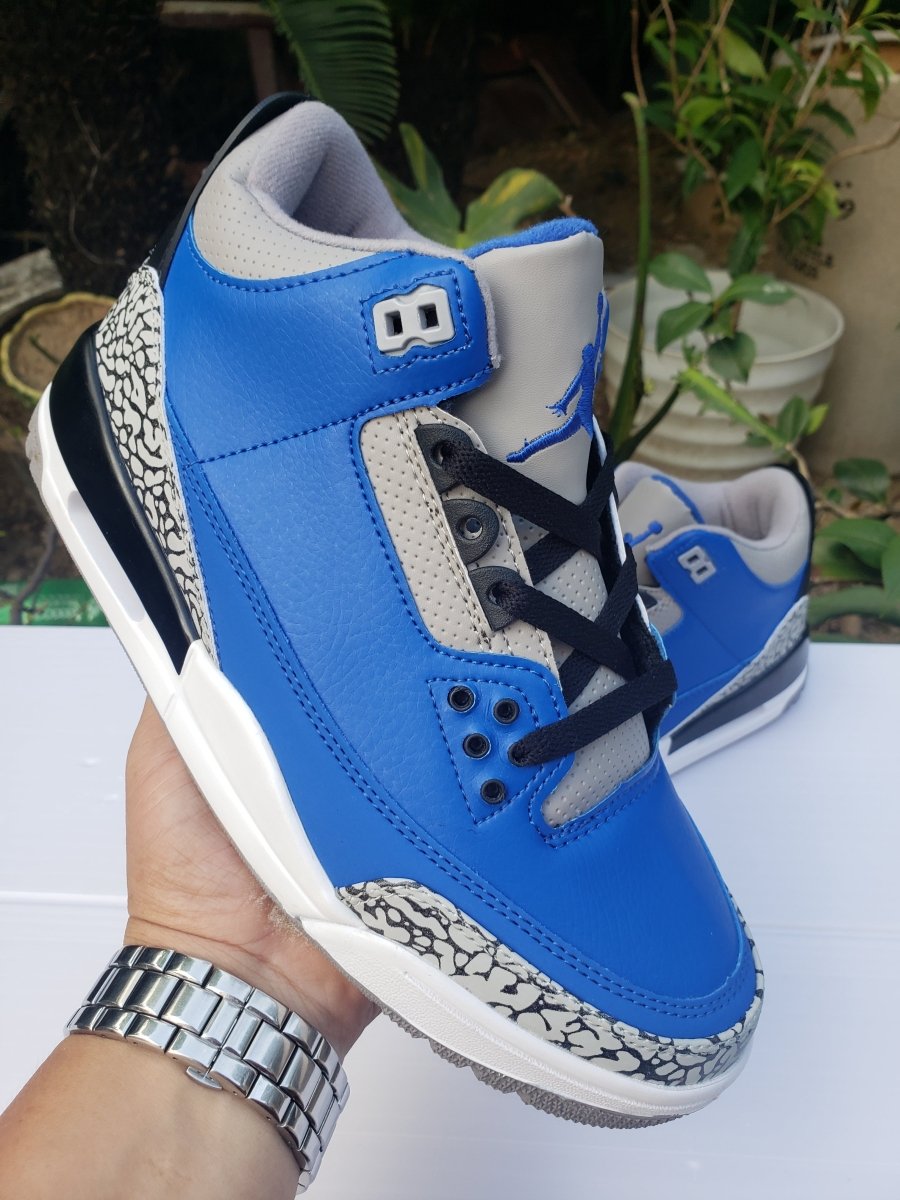 JORDAN 3 RETRO x VARSITY ROYAL CEMENT 