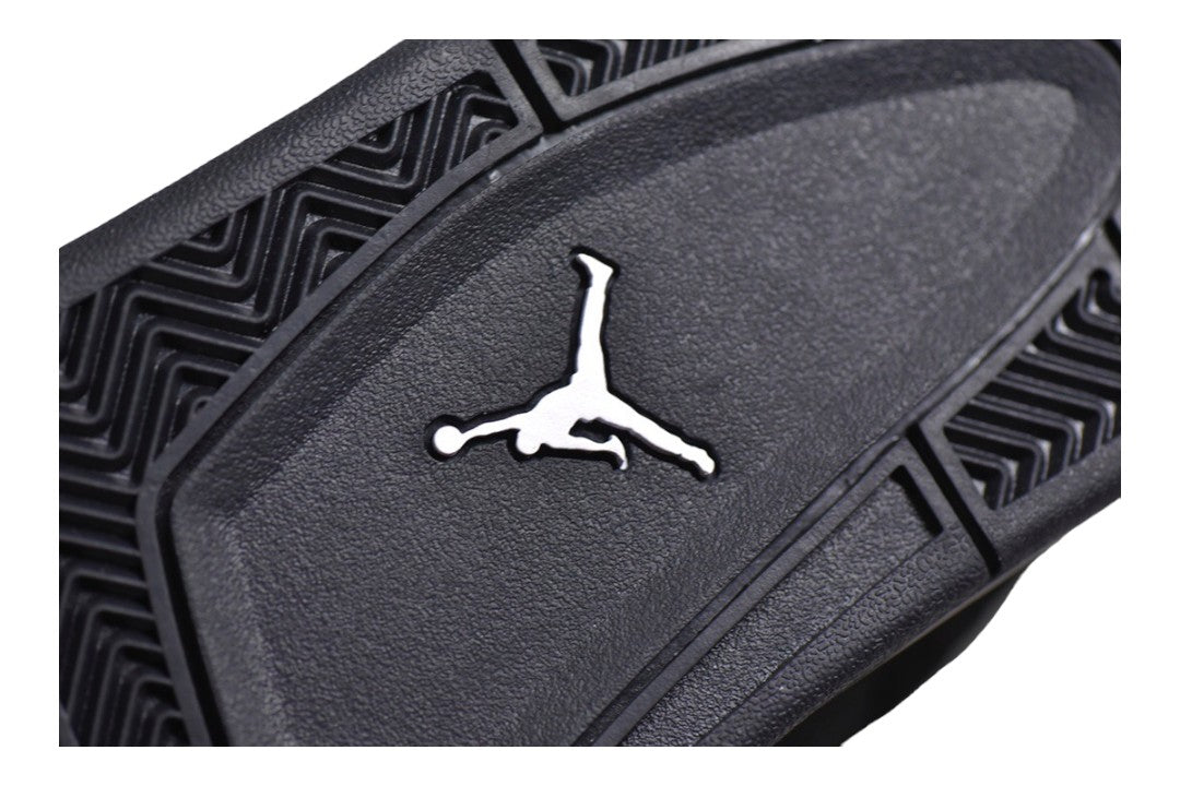 JORDAN 4 CHAT NOIR 