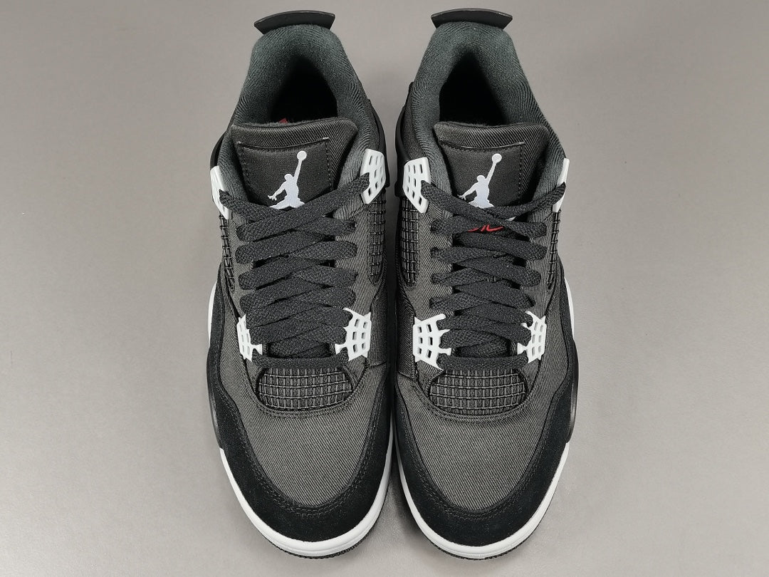 JORDAN 4 x TOILE NOIRE