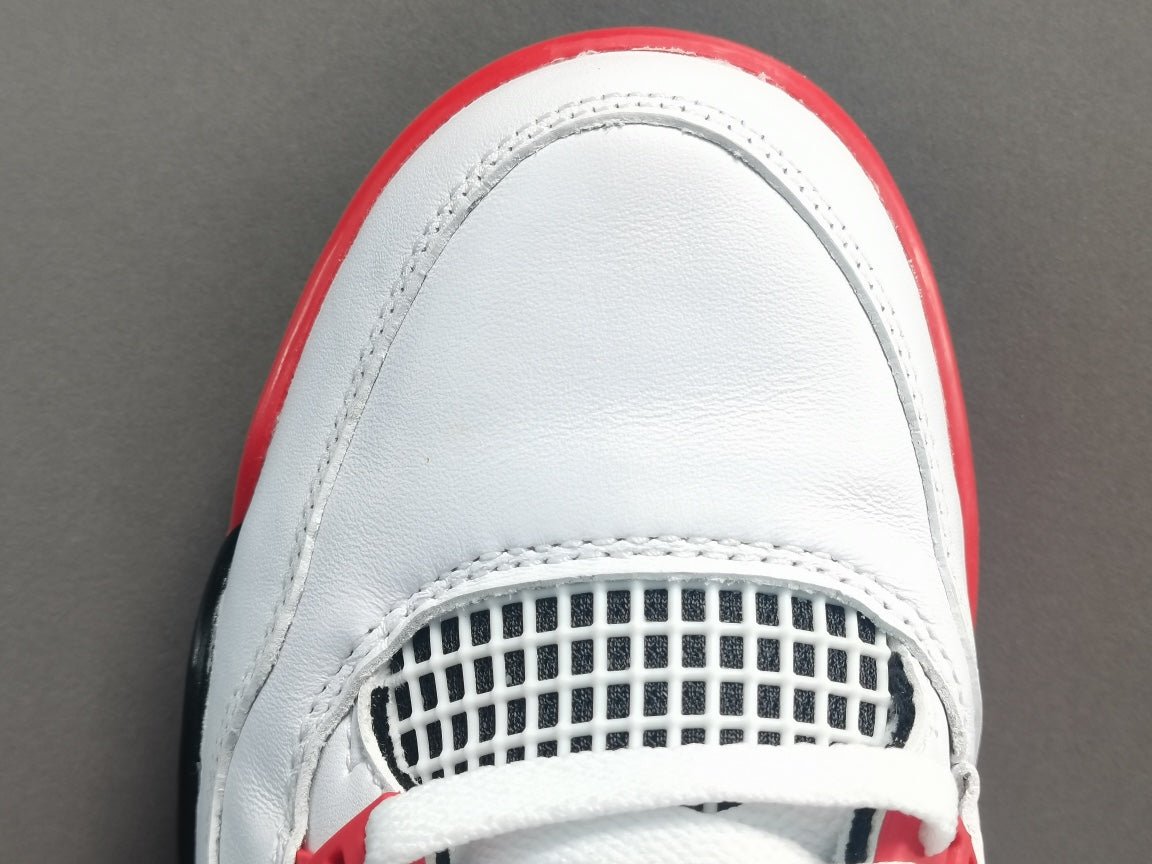 JORDAN 4 x ROUGE FEU 