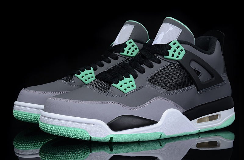 JORDAN 4 x GREEN GLOW 