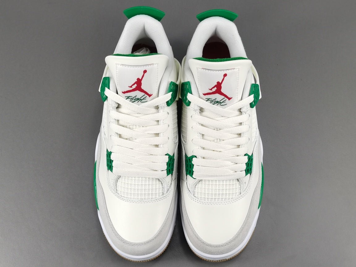 JORDAN 4 x VERT PIN