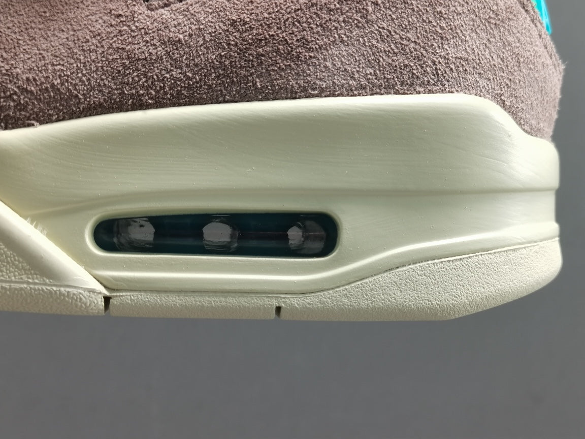 JORDAN 4 x SP 30TH ANNIVERSARY UNION TAUPE HAZE 