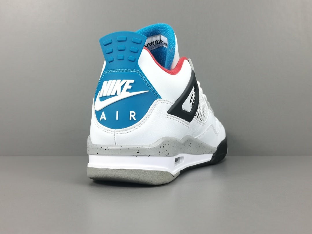 JORDAN 4 x QUOI LE