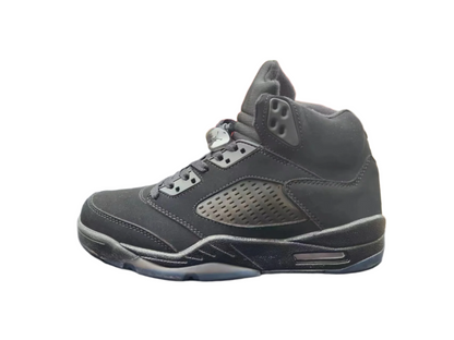 Jordan 5 entièrement noires 