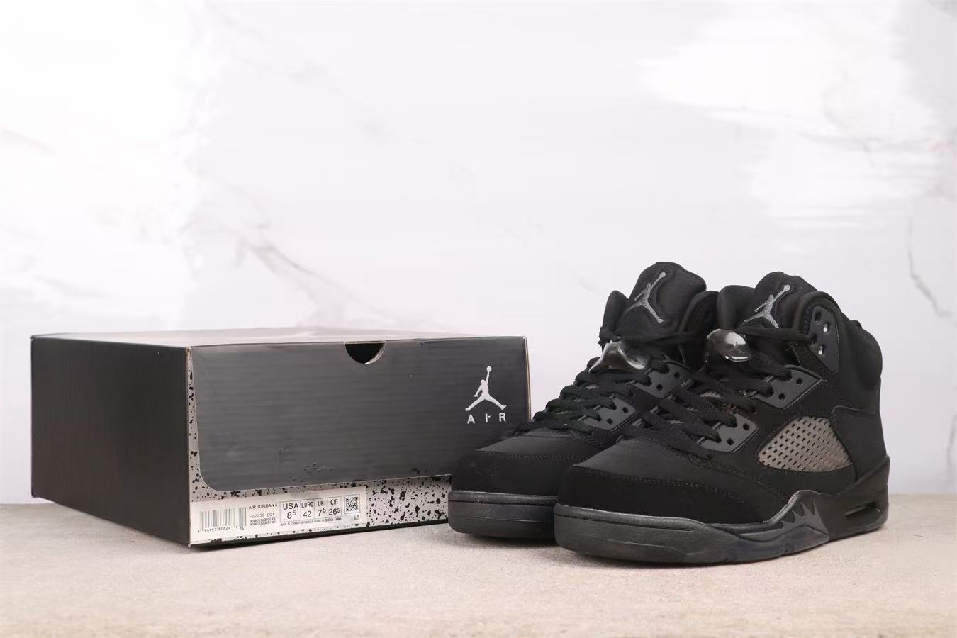 JORDAN 5 RETRO x ANTHRACITE 
