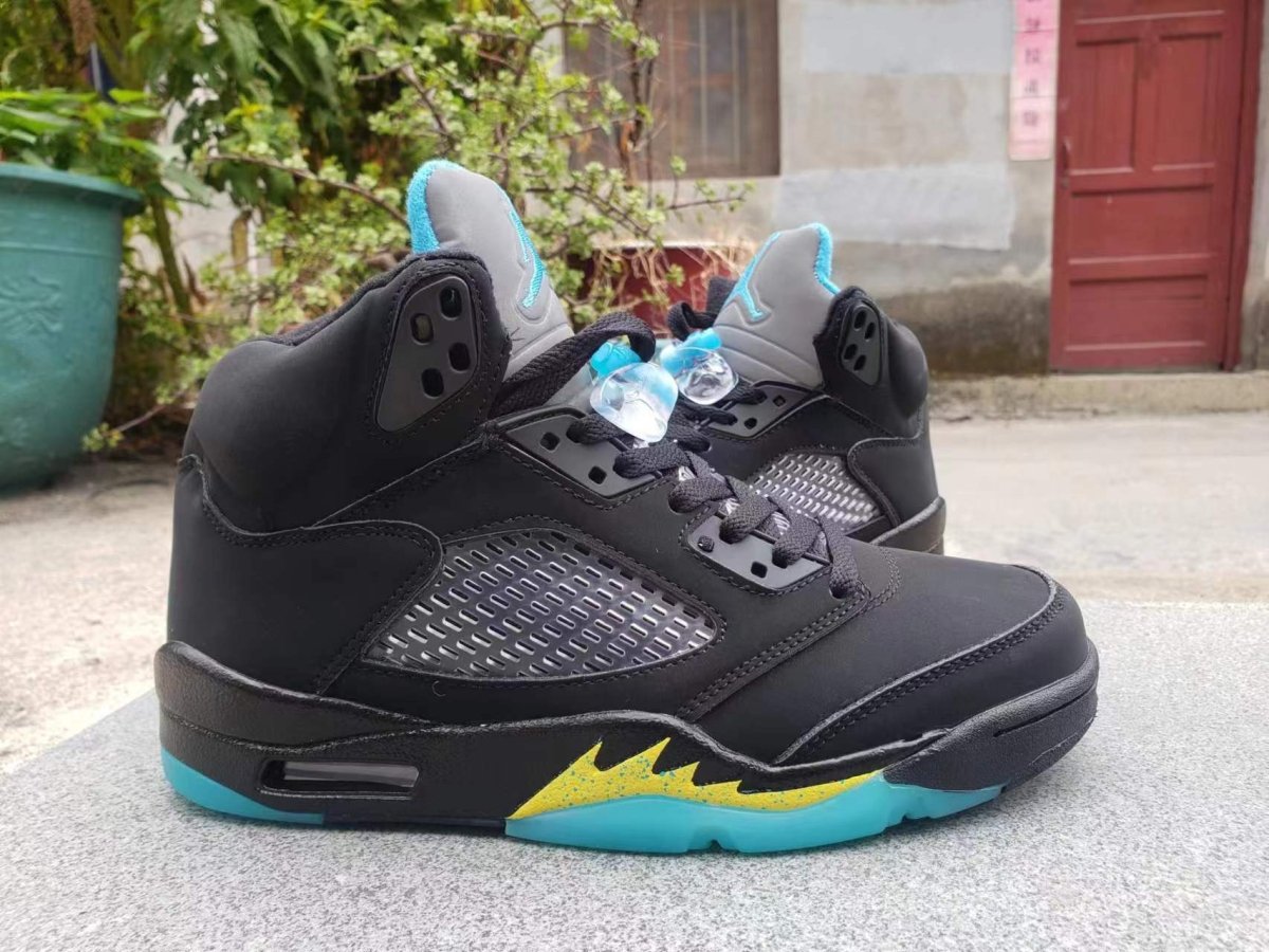JORDAN 5 RETRO x AQUA 