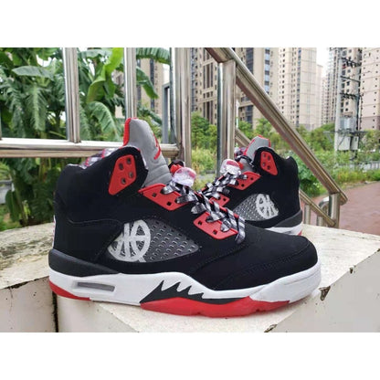 JORDAN 5 RETRO x QUAI 54 (FRIENDS &amp; FAMILY) 2021 