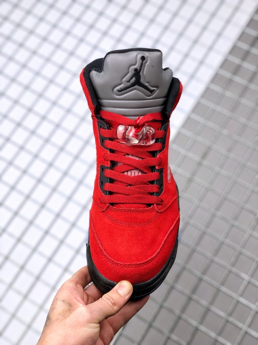JORDAN 5 RETRO x RACING BULL ROUGE 