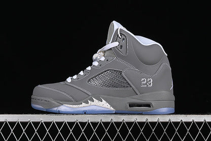 JORDAN 5 x GRIS LOUP
