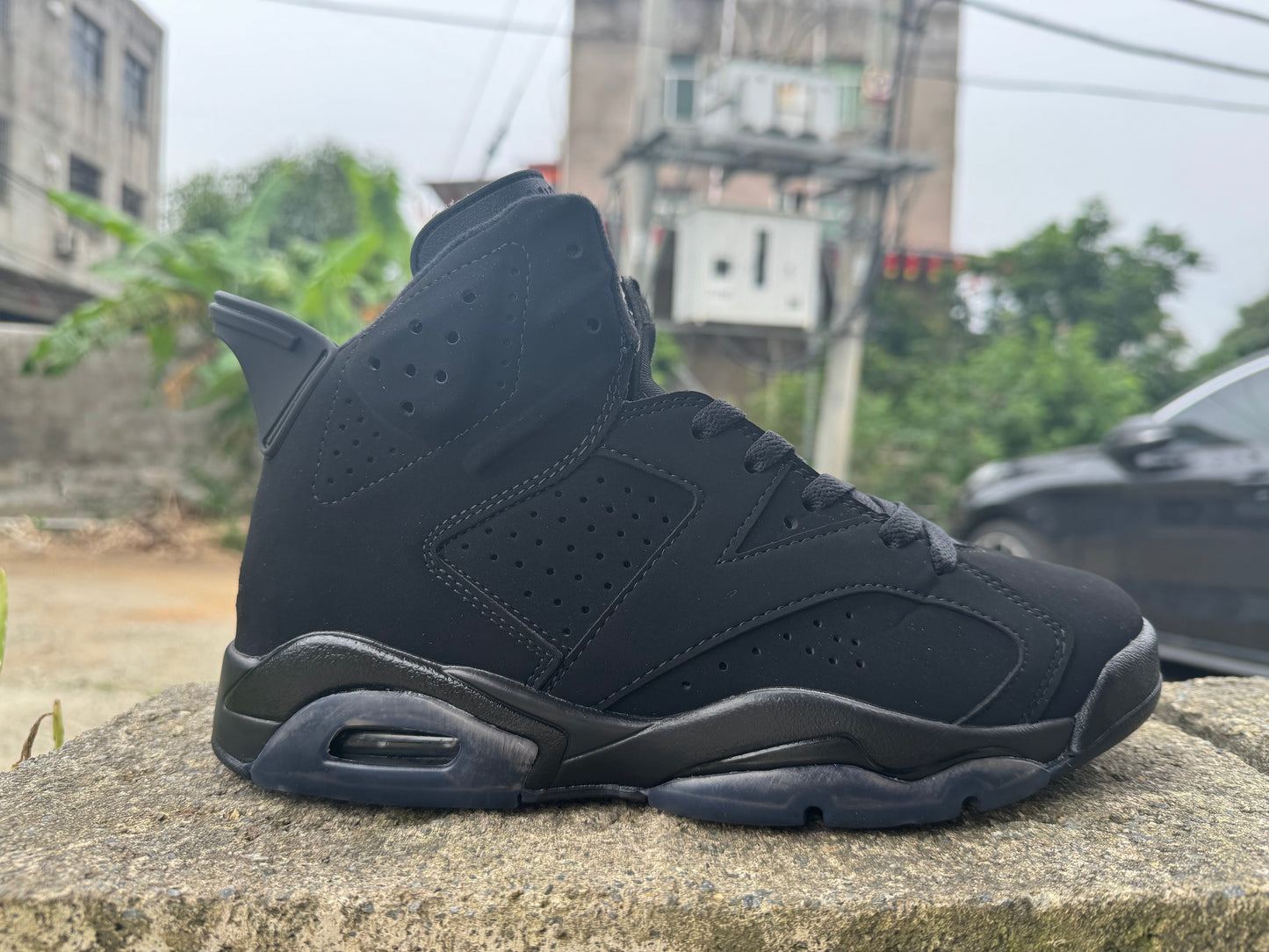 Jordan 6 « Triple Black »