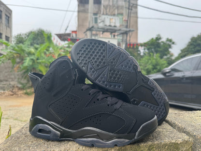 Jordan 6 « Triple Black »