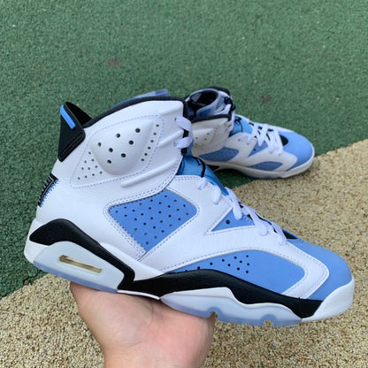 Jordan 6 « University Blue »