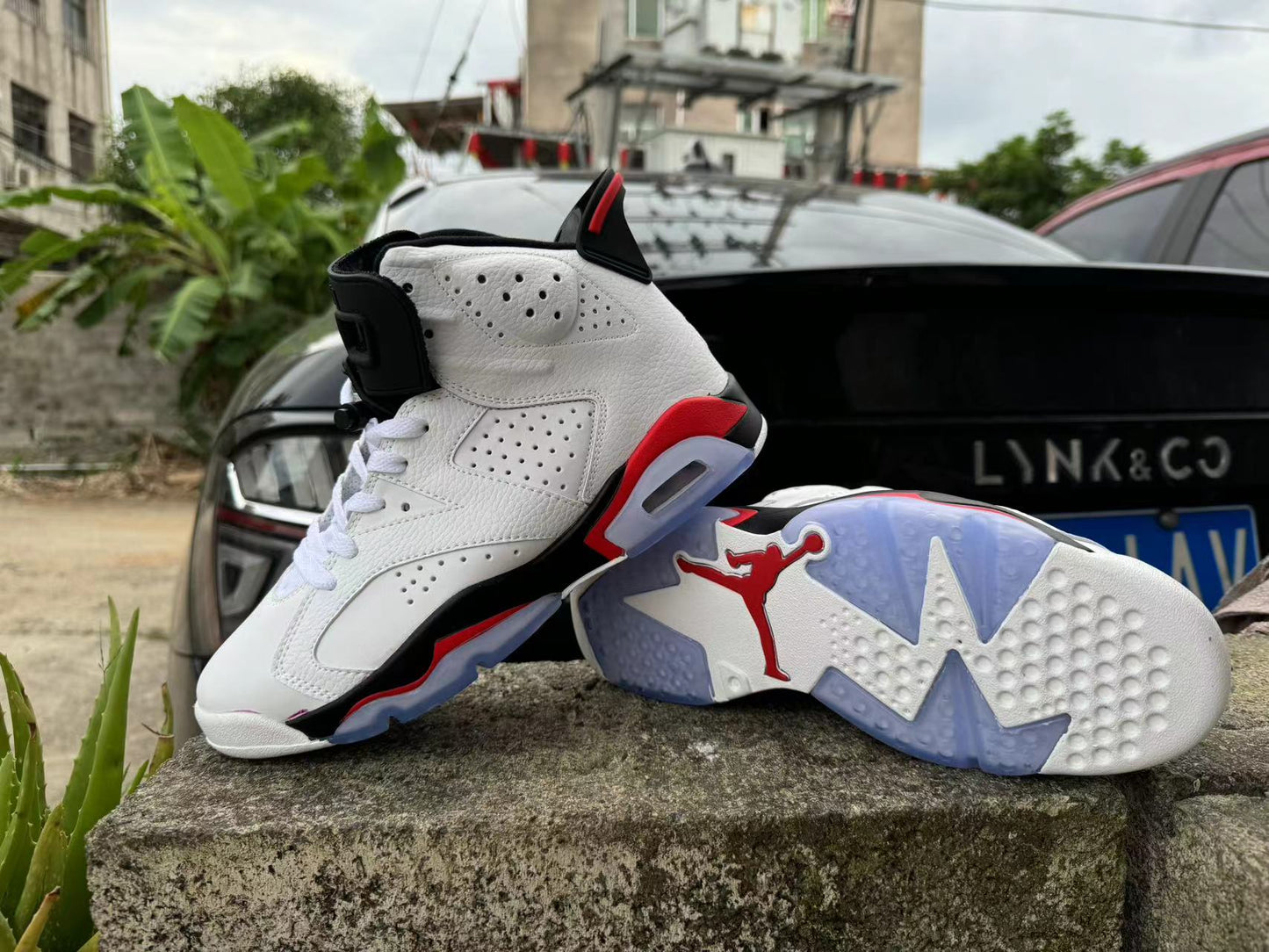 Jordan 6 « Blanc/Infrarouge »