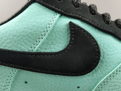 NIKE AIR FORCE 1 x TIFFANY &amp; CO.1837 (AMIS ET FAMILLE)