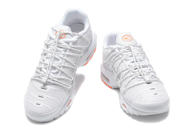 NIKE AIR MAX PLUS UTILITY SAFETY x ORANGE PURE PLATINE